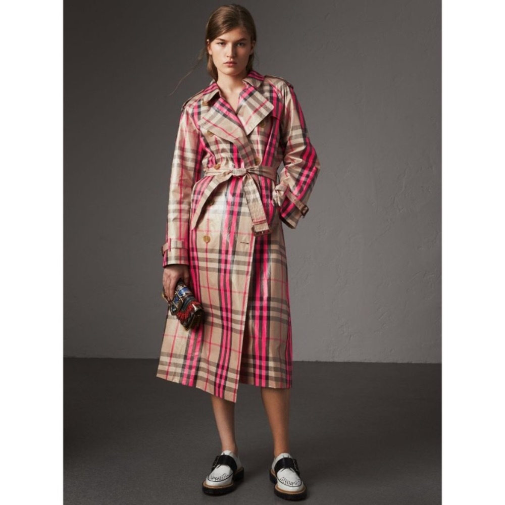 Burberry Runway laminated trench coat. US 4